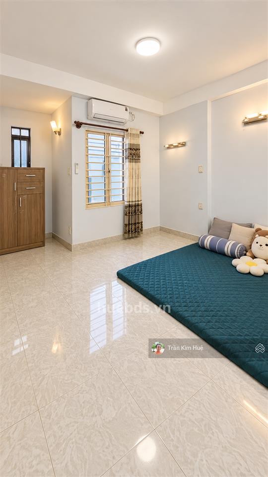 3,49 tỷ, nhà ngang 4m, 3 tầng, 3pn + phòng thờ, trần xuân soạn, q7