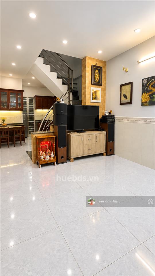3,49 tỷ, nhà ngang 4m, 3 tầng, 3pn + phòng thờ, trần xuân soạn, q7