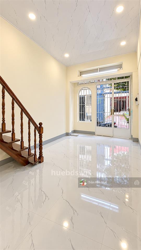 Giảm 200 triệu, nhà 2 tầng trần xuân soạn, q7, chỉ 4.1 tỷ còn tl