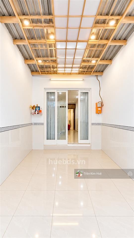 Chỉ 4.55 tỷ, nhà 70m2, 2 tầng, nở hậu 4.8m, huỳnh tấn phát, quận 7