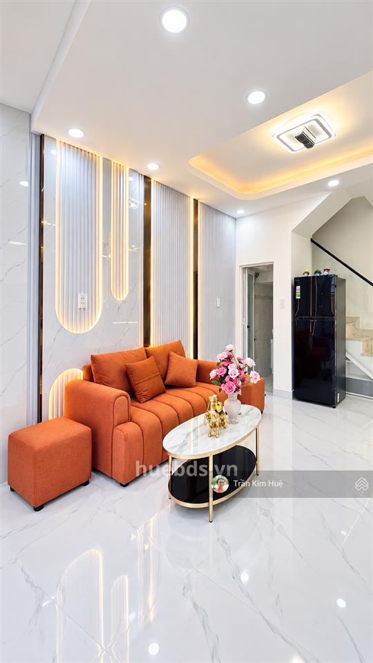 Chỉ 3.55 tỷ, nhà 3 tầng, 3pn, gần mặt tiền, huỳnh tấn phát, quận 7