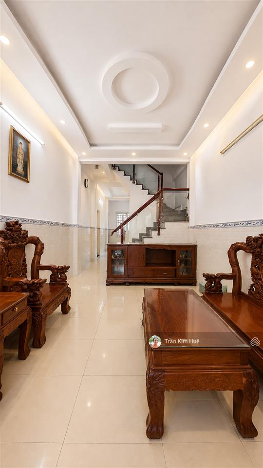 Nhà 64m2, ngang 4m, có sân trước sau, gần phú mỹ hưng, quận 7
