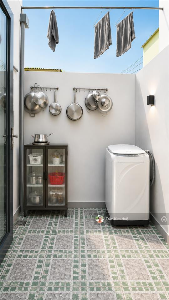 Nhà 64m2, ngang 4m, có sân trước sau, gần phú mỹ hưng, quận 7