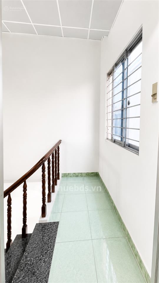 Nhà 2 tầng, 66m2, sân để xe, gần nguyễn thị thập, q7, chỉ 4.69 tỷ