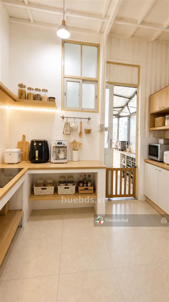 Chỉ 3.99 tỷ, nhà quận 7, 50m2 nở hậu, 3pn, có phòng ngủ tầng trệt