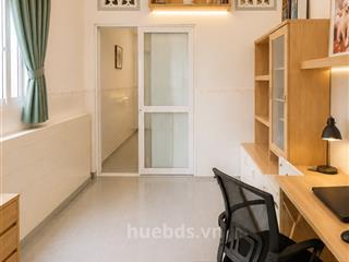Chỉ 3.99 tỷ, nhà quận 7, 50m2 nở hậu, 3pn, có phòng ngủ tầng trệt