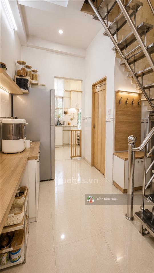 Chỉ 3.x tỷ, nhà quận 7, 50m2 nở hậu, 3pn, có phòng ngủ tầng trệt