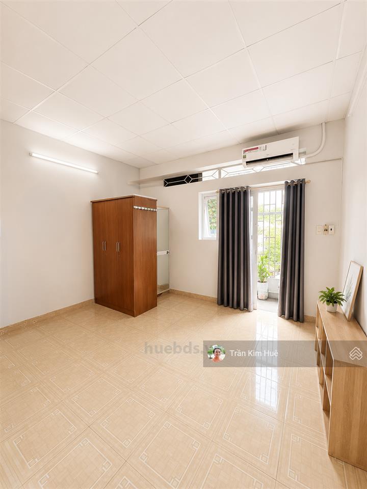 Nhỉnh 3 tỷ, nhà 3 phòng ngủ, gần nguyễn thị thập, quận 7