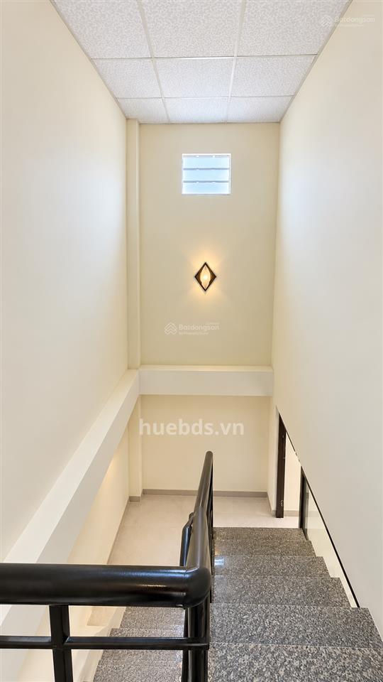 Nhà 4.5x10m, 2 tầng, gần mặt tiền, trần xuân soạn, quận 7, chỉ 3.79 tỷ