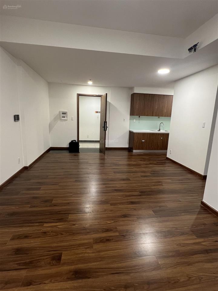 Bán akari city 75m2 đẹp giá 4tỷ2 sổ hồng sẵn xem nhà liền
