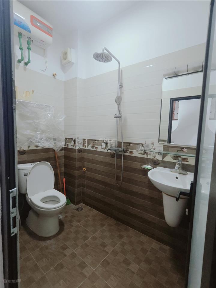 Nhà xuân la , tây hồ dân xây 5 tầng gần oto , đầy đủ tiện ích 45m2, mặt tiền 4m giá nhỉnh 12 tỷ