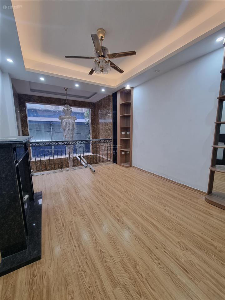 Phân lô phạm tuấn tài, khu vực víp , an toàn không lo quy hoạch , nhà mới 6 tầng thang máy