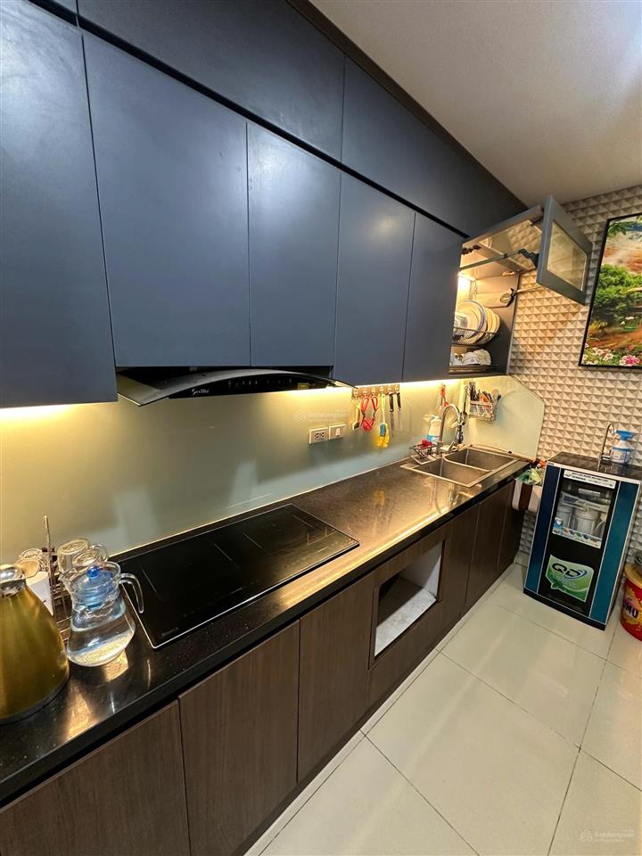Toà s3 goldmark city tầng cao, căn góc 3n2wc diện tích 100m2 giá 8.6 tỷ full nội thất, có slot oto