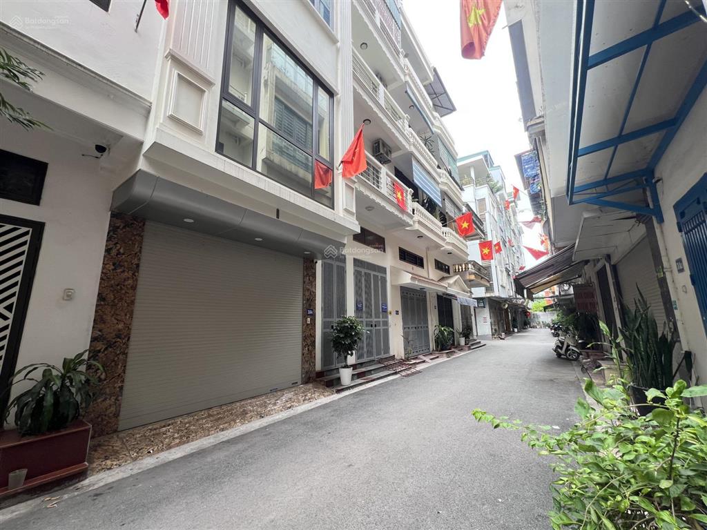 Chủ ngộp bank bán gấp nhà 5 tầng ngõ phân lô ô tô tránh trần quốc hoàn 60m² mặt tiền giá 21,9 tỷ