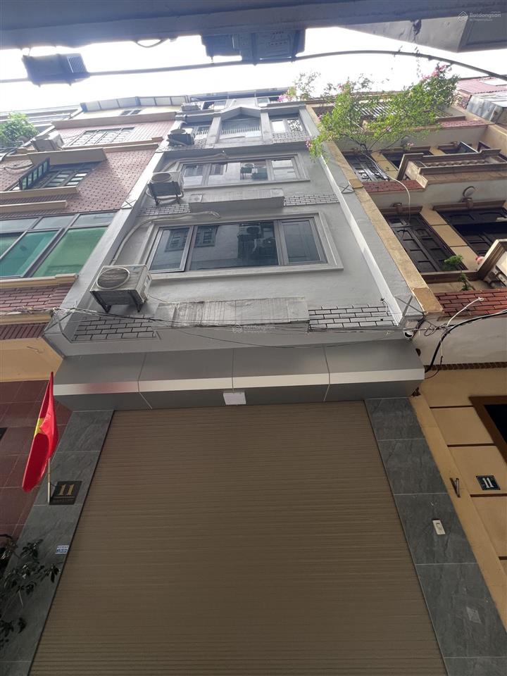 Phân lô ngõ 3 phạm tuấn tài nhà 5 tầng thang máy 51m2 mặt tiền 4.8m giá 21.5 tỷ ô tô 7 chỗ vào nhà