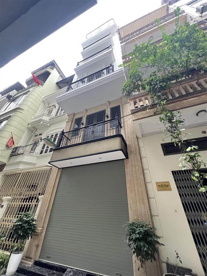 Phân lô nghĩa đô  sát hoàng quốc việt. nhà 5 tầng ô tô tránh kinh doanh 45m2 giá 17.8 tỷ