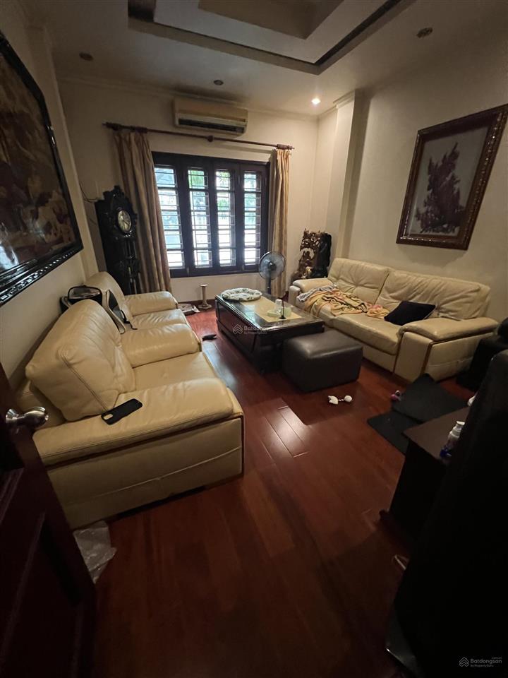 Cho thuê 25tr/tháng nhà mặt phố 6 tầng kinh doanh sầm uất tại cầu giấy