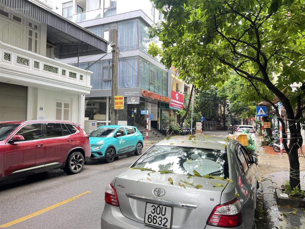 Cho thuê 25tr/tháng nhà mặt phố 6 tầng kinh doanh sầm uất tại cầu giấy