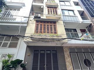 Phân lô hoàng quốc việt, vỉa hè oto tránh nhà 3 tầng 65m , mặt tiền 6m giá rẻ bất ngờ 370tr/m2