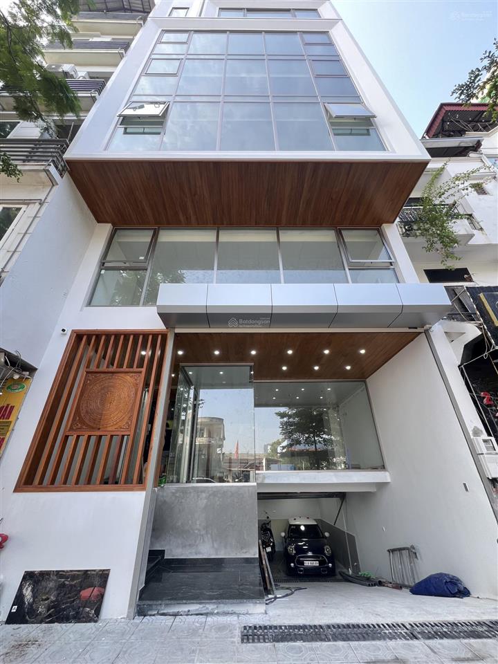 Cho thuê làm mbkd, văn phòng, showroom mặt phố cầu giấy 100m2, 4 tầng cả hầm mặt tiền 8m giá 100tr