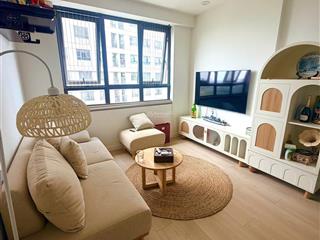 Bán căn 2n2wc 70m2 đẹp không chê vào đâu được tại thái hà bca 43 phạm văn đồng . e 0986 499 ***.
