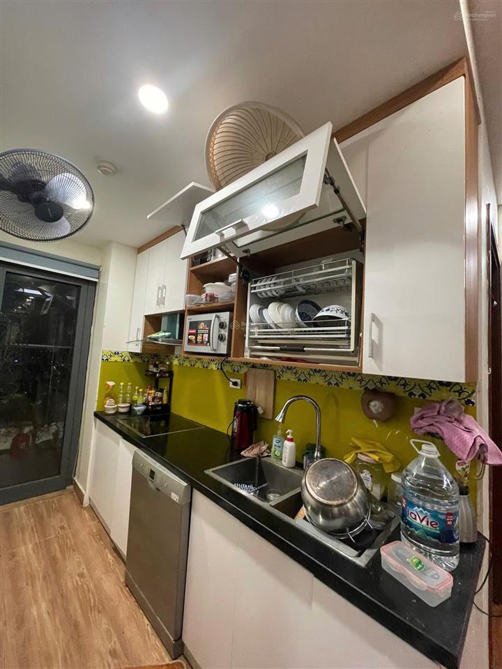Bán căn 2pn 70m2 rẻ nhất thái hà  43 phạm văn đồng, giá chỉ 4,6 tỷ bao thuế phí.  e 0986 499 ***
