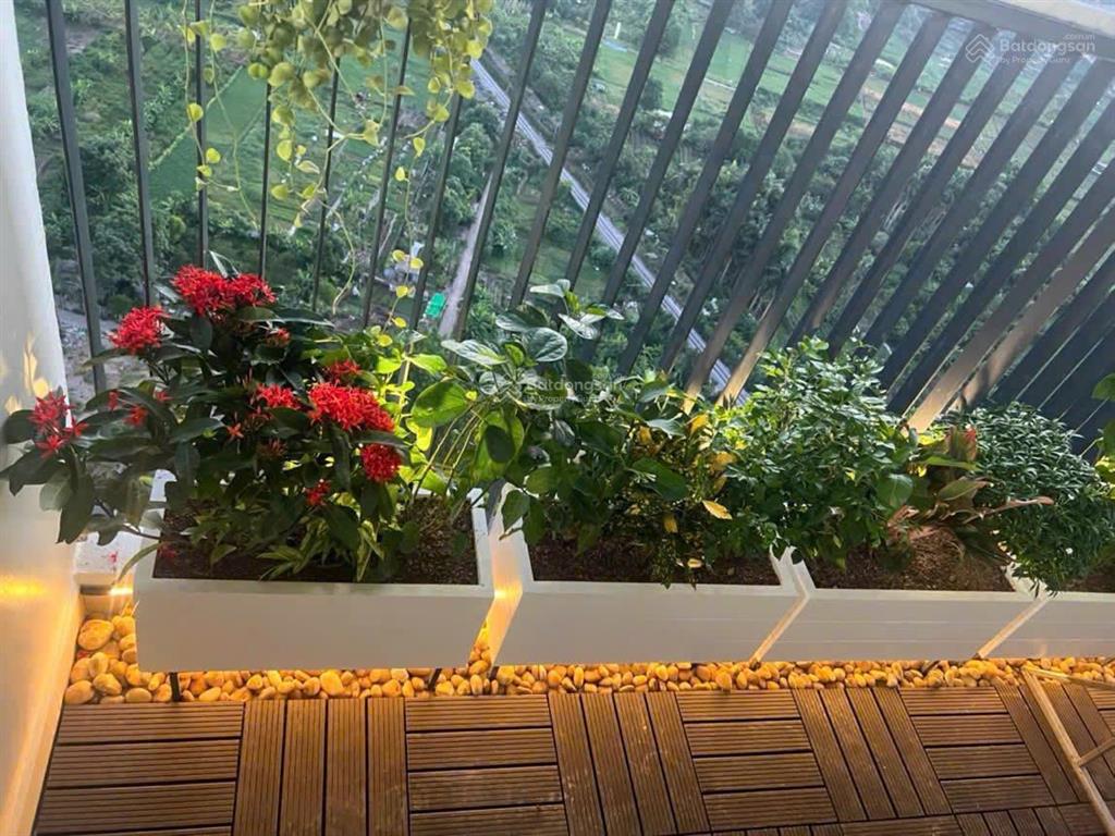 Bán căn 2pn 70m2 rẻ nhất thái hà  43 phạm văn đồng, giá chỉ 4,6 tỷ bao thuế phí.  e 0986 499 ***