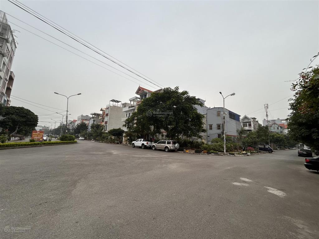 Bán lô góc mặt đường đôi 30m, lô 9 lê hồng phong, hải phòng