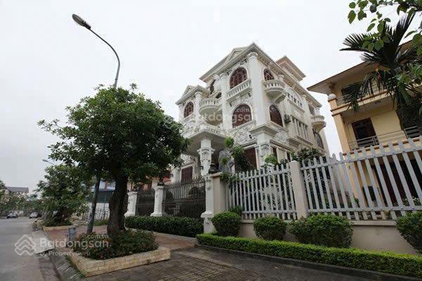 Bán căn biệt thự 655m2 xây thô lô 18 lê hồng phong, hải phòng  siêu vip
