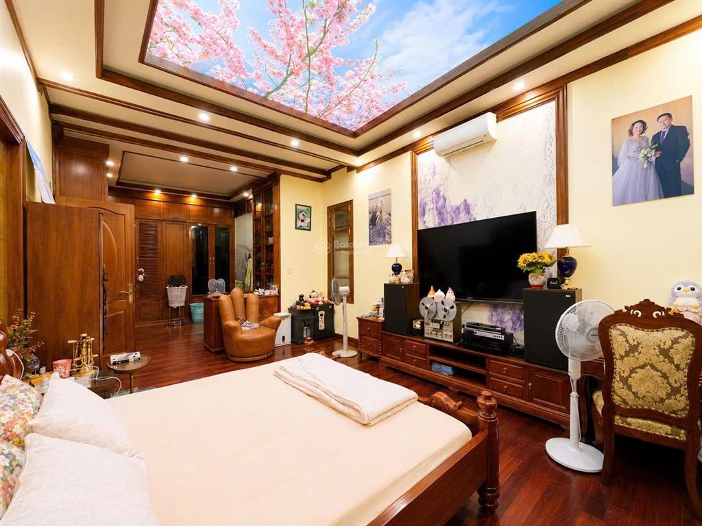 Siêu vip bán biệt thự 336m2 siêu đẹp  thang máy, sân vườn tuyến 2 lê hồng phong, hải phòng