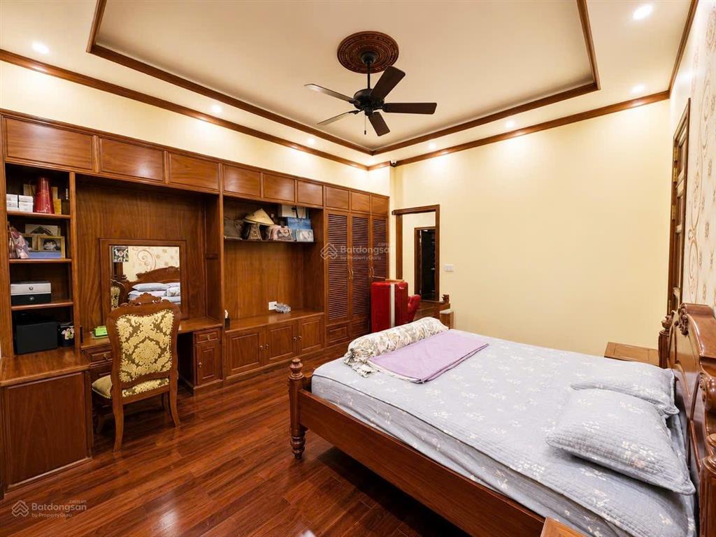 Siêu vip bán biệt thự 336m2 siêu đẹp  thang máy, sân vườn tuyến 2 lê hồng phong, hải phòng