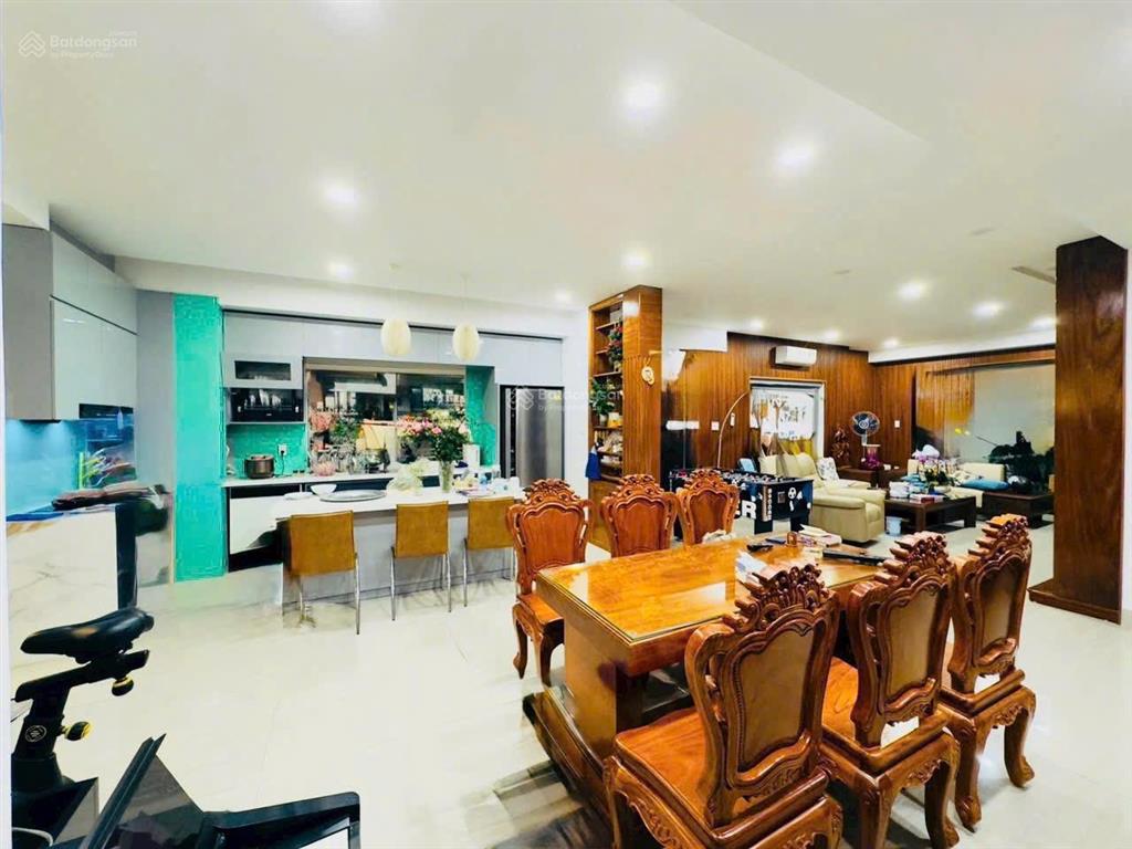 Bán biệt thự sân vườn căn góc 250m2 khu phân lô lê hồng phong, ngô gia tự, hải phòng
