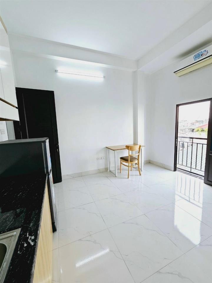 CỰC HIẾM, NHỈNH 9 TỶ, CCMN CẦU DIỄN 50M2X7 TẦNG, THANG MÁY, 40 TRIỆU/ THÁNG,LÔ GÓC