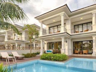 Bán cắt lỗ hơn 10 tỷ biệt thự vinpearl phú quốc, 2 tầng 3pn view biển  500m2, giá siêu hời 11 tỷ