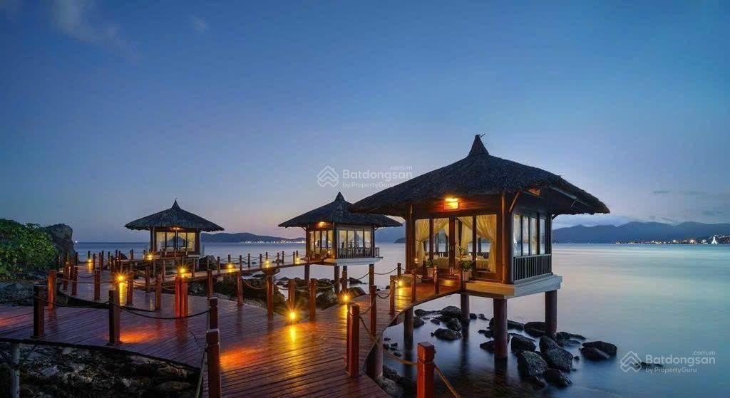 Bán biệt thự mặt biển vinpearl luxury nha trang 1pn tiêu chuẩn 6* giá cắt lỗ còn 8,5 tỷ