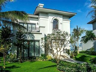 Bán gấp bt tại vinpearl phú quốc giá 14,5 tỷ, 420m2 căn mặt biển, ln 2 tỷ/năm