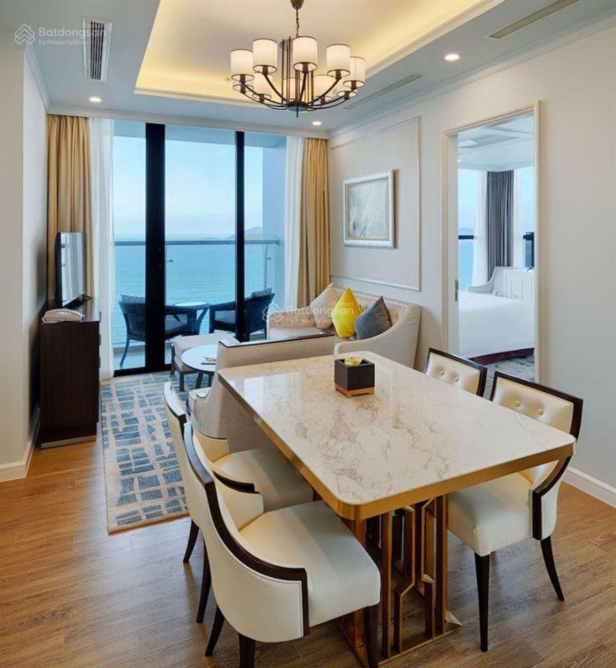 Chính chủ bán căn góc tầng cao, 2 mặt đều view biển đẹp tòa, 2,6 tỷ vinpearl condotel nha trang