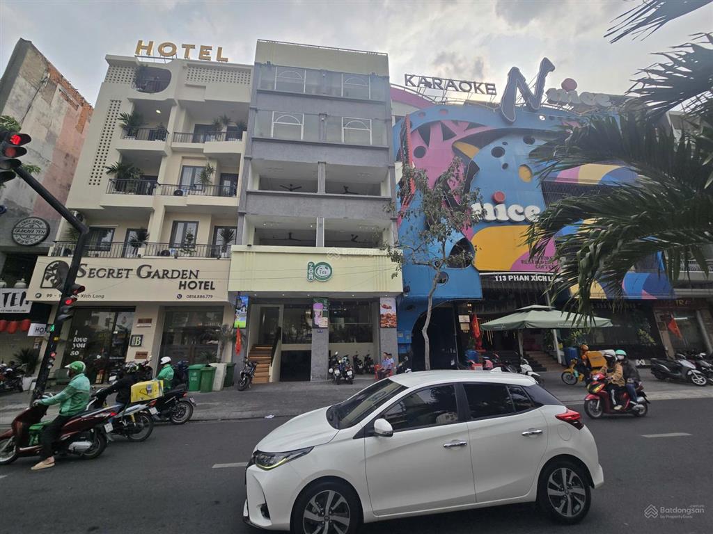 Siêu phâm 2mt ngay lê trọng tấn  tân phú ( 16 x 18m ) cn 176m2  hđt 150 triệu  gía 35 tỷ