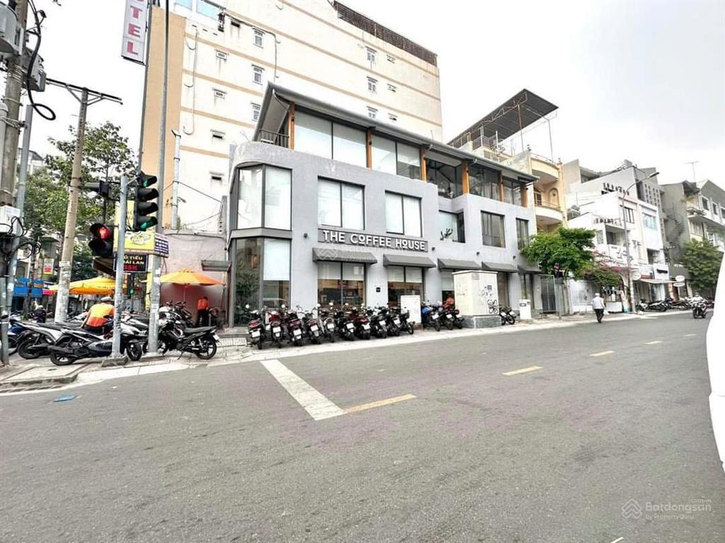 Mặt tiền sư vạn hạnh (ngay vạn hạnh mall), quận 10  8x18m  4 tầng  hđt 200 triệu  giá 75 tỷ