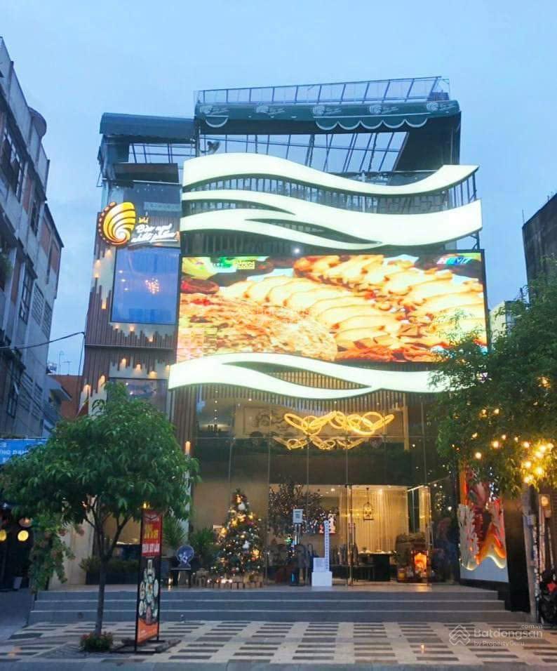 Mặt tiền sư vạn hạnh (ngay vạn hạnh mall), quận 10  8x18m  4 tầng  hđt 200 triệu  giá 75 tỷ