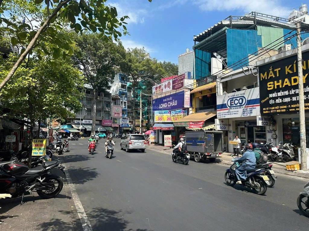 Khan hiềm góc 2mt dương đức hiền q.tp  dt 16x18m  hdt 150 triệu  ctxd h 7tầng  gía 37 tỷ