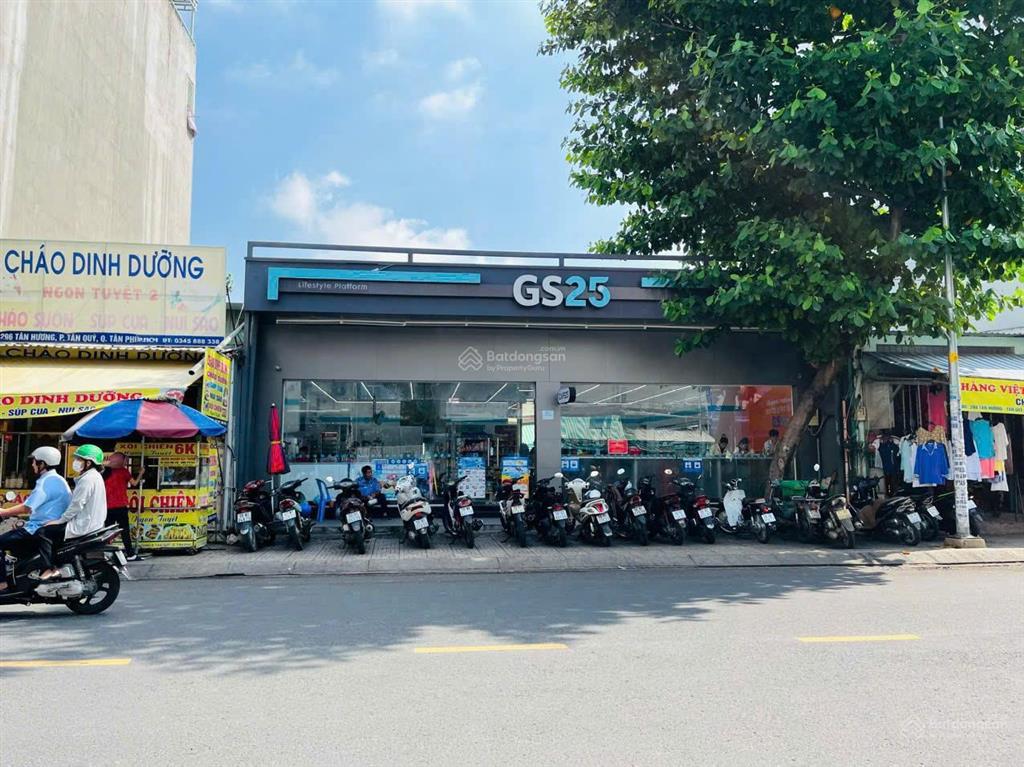 Khan hiếm mt quang trung gv  dt 8 x 26m  3 tầng  hđt 115 triệu, giá giảm 8 tỷ còn 32 tỷ tl