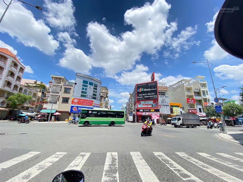 Siêu vị trí góc 2 mt hậu giang quận 6  8x20m  4 tầng  hđt 200 triệu  giá 45 tỷ