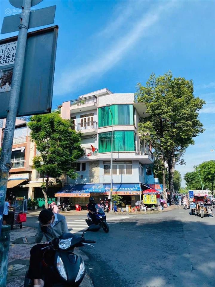 Siêu phẩm ngang 10m, góc 2 mặt tiền trường sa, quận 3  5 tầng  giá chỉ 18.5 tỷ