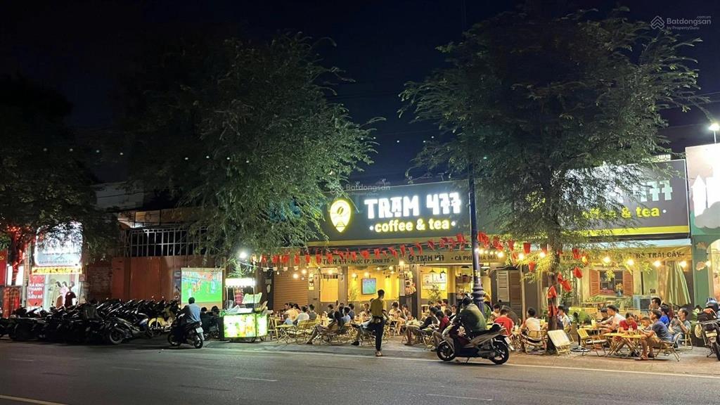 Siêu phẩm ngay cộng hòa  tân bình  dt 12 x 29m  nhà đang ở  gía 55 tỷ tl