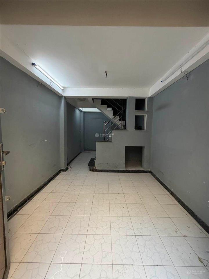 Nhà 4 tầng btct, sát mặt tiền khu vip nguyễn văn trỗi  26m2 5pn  tặng nhà 1 lầu đối diện  4.7 tỷ