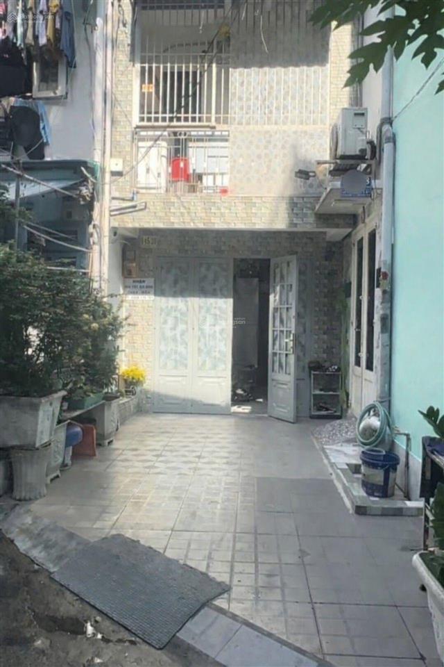 Bán nhà 2 tầng lê quang định giáp phú nhuận  gần mặt tiền  12m2 sổ vuông  2.5 tỷ