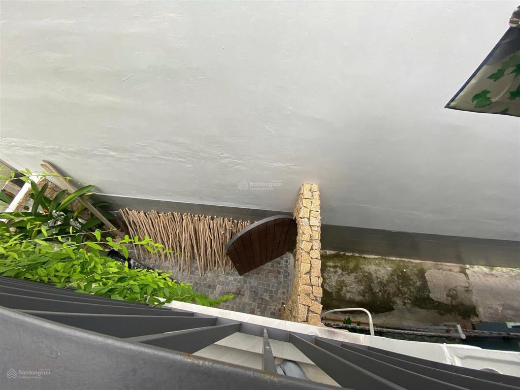 Giá 6tỷ nhà hẻm bạch đằng, trung tâm của nha trang, khu bàn cờ, hoàn công, sẵn dòng tiền cho thuê