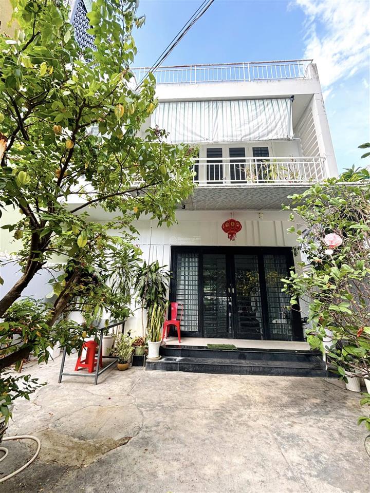 Giá 5tỷ9, diện tích 133,9m2, ngang 6,99 nhà 3 tầng, đường ô tô,ra biển tháp trầm hương 7 phút