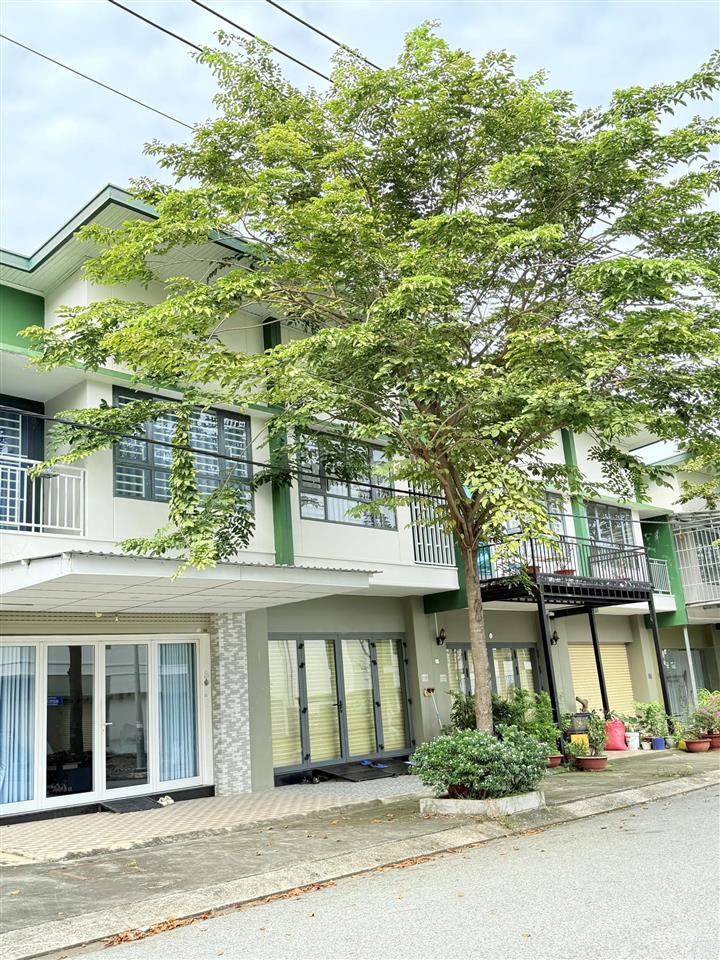 Căn liên kế tứ lập 80m2 có sân trước rộng 1tỷ620 bao sổ